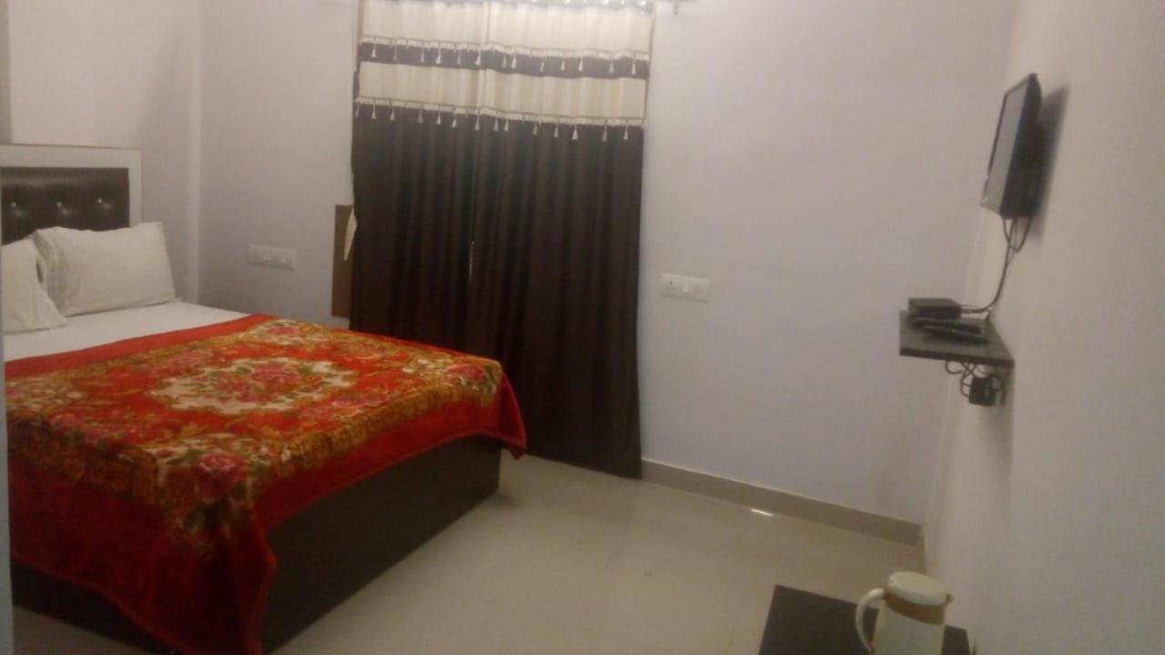 Hotel Pragya International Varanasi Eksteriør bilde