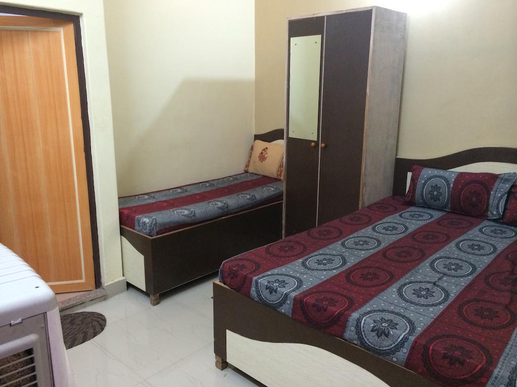 Hotel Pragya International Varanasi Rom bilde